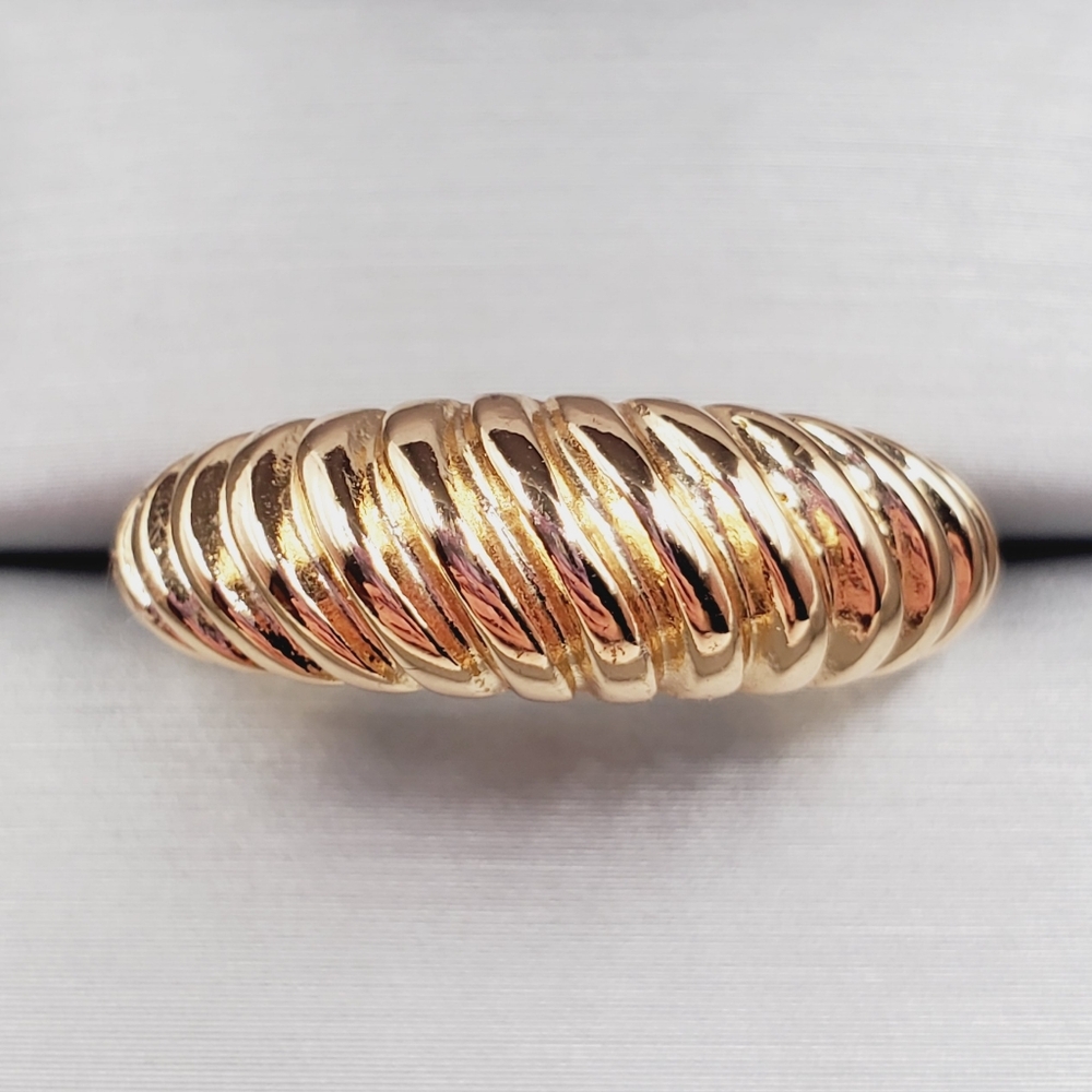 Crossiant Ring Shrimp Ring Yellow Gold Ring
